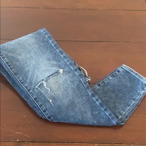 American Eagle High-Rise Ripped Jegging